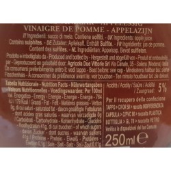 Vinaigre de pomme vielli en barrique